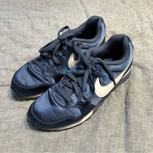 Nike Women's MD Runner 2 Sneakers in Diffused Blue Size 10